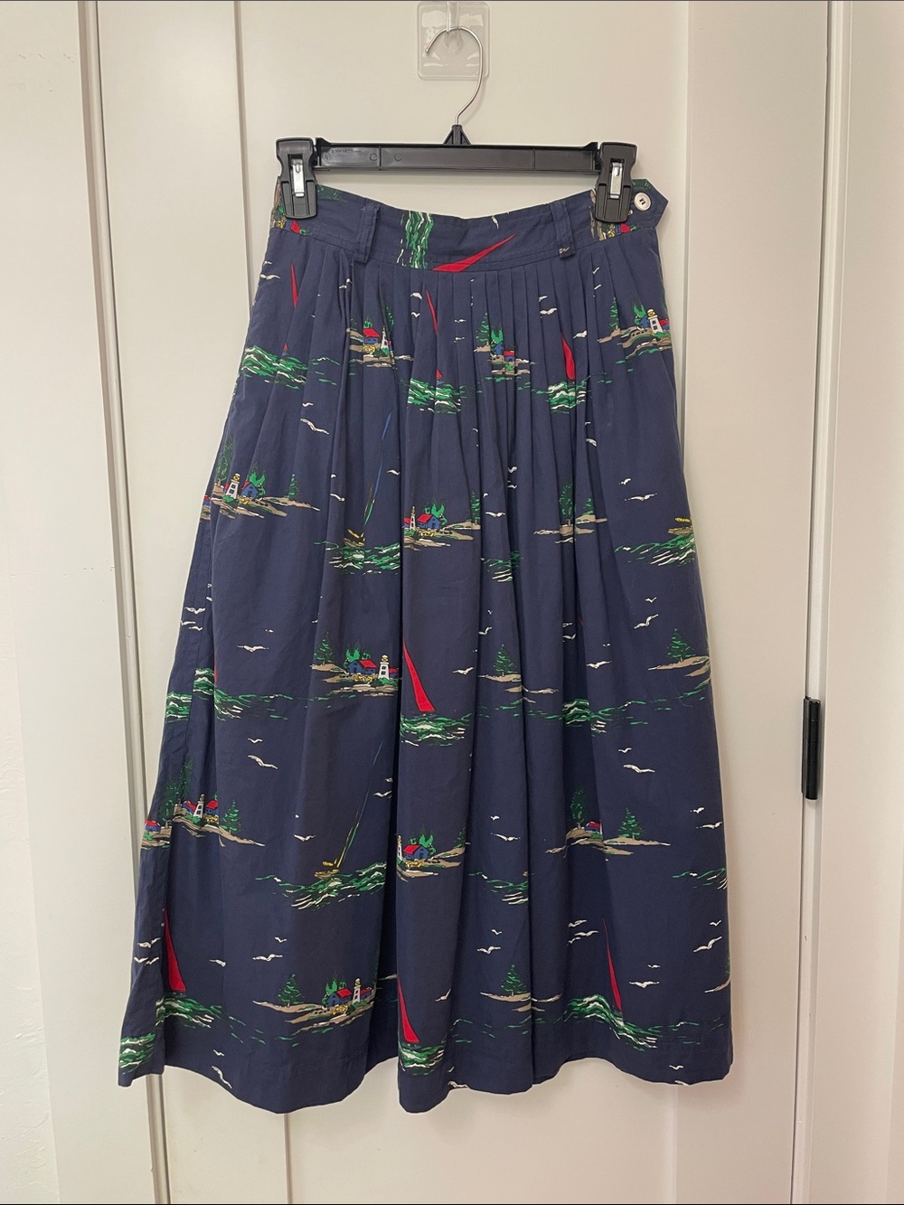 Navy Scenic Print Pleated Maxi Skirt - Classic Women's Skirt